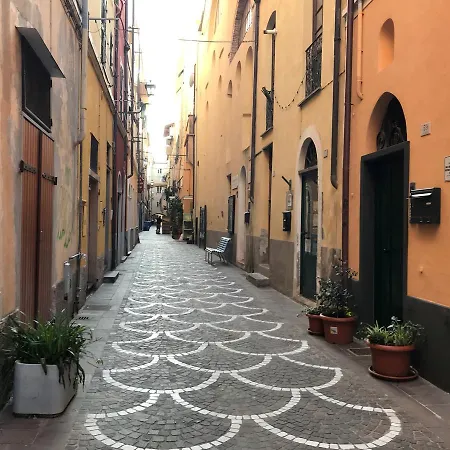House Cornelia By Holiday World Pietra Ligure